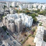 i-מעפילי-האגוז-בביצוע